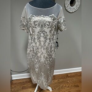 Adrianna Papell Women's Sequin Embroidery Sheath Party Dress Gold Nude Mesh 16